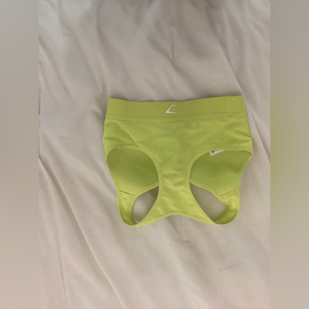 Gymshark Bra. Bright Yellow. Size Xs/Extra Small. New Without Tags/NWOT